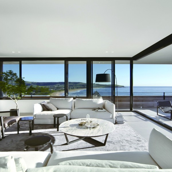 住在沿海城市的居民，選擇什么門窗才能夠經(jīng)得起考驗？