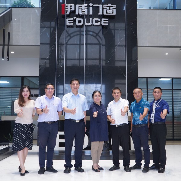 眾科聯(lián)走進(jìn)伊盾門窗，就工業(yè)4.0數(shù)智化時代共謀發(fā)展進(jìn)行探討交流！