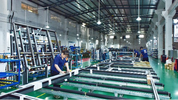 創業加盟門窗選哪個品牌好？鎖定3大標準年入百萬！